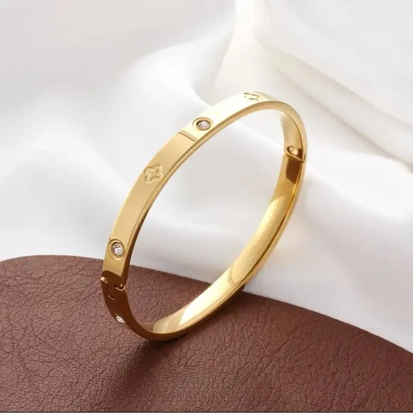 2 /$60 NWOT 18K Gold SS Bangle Bracelet - Picture 4 of 7